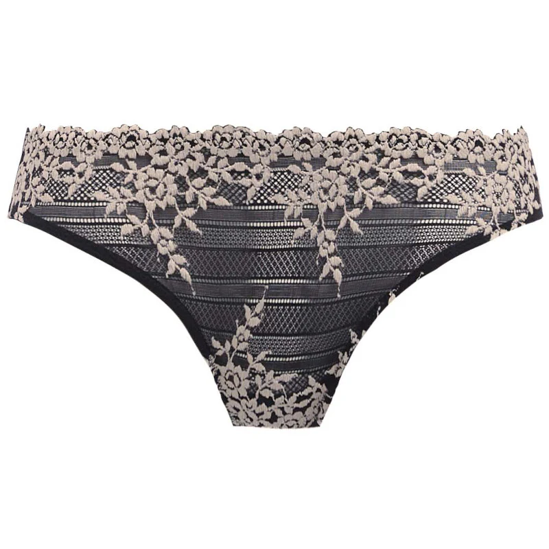 Embrace Lace Bikini Brief Underwear Black - Wacoal